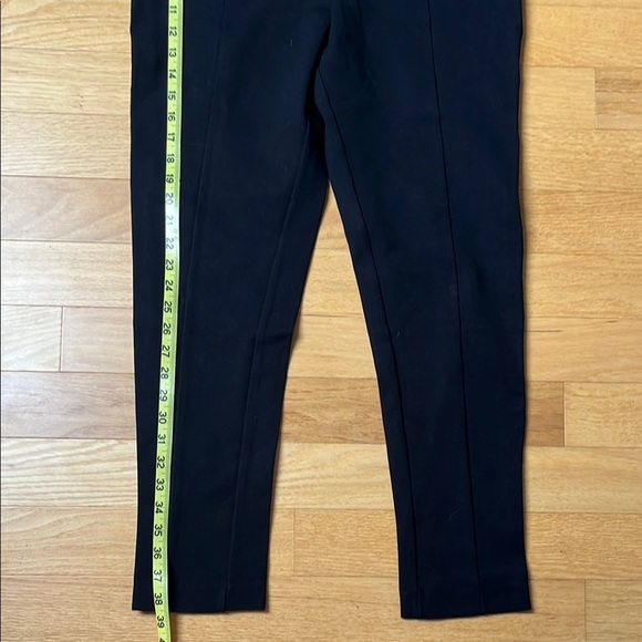 Black Ankle-Length Pants - Picture 7 of 9